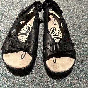 Ecco leather sandal with Velcro strap on ankle to keep foot in place. Size 1